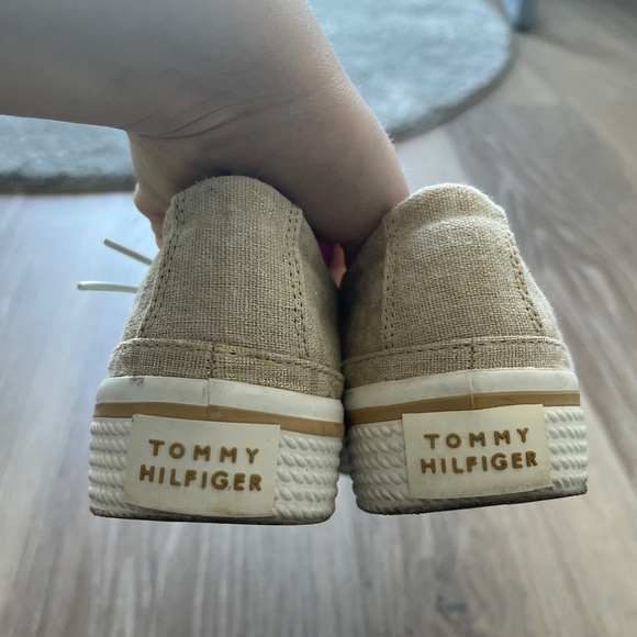 Tommy Hilfiger Sneakers (9) - Picture 4 of 7